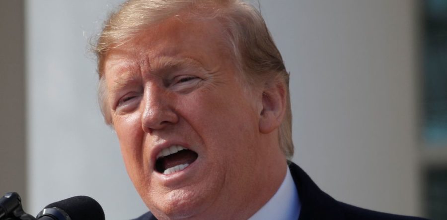 Trump anuncia emergência nacional para construir o muro