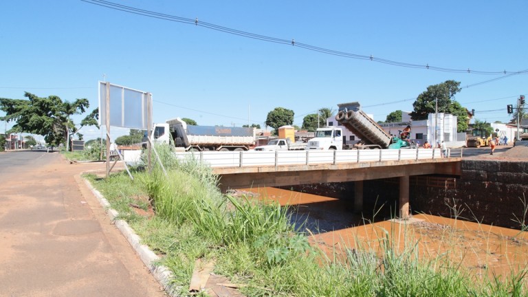 APÓS REFORMA, PREFEITURA LIBERA TRÁFEGO NA ERNESTO GEISEL COM BOM SUCESSO