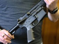 NOVO DECRETO: CIVIS NÃO PODEM PORTAR FUZIS