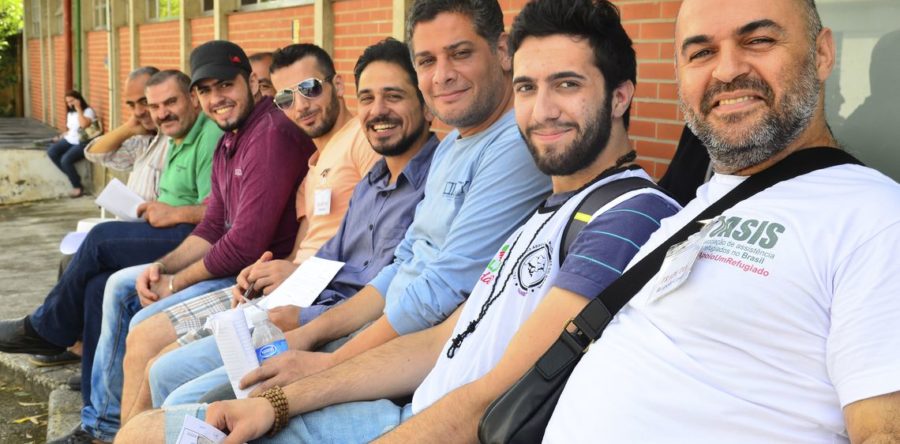 PESQUISA INÉDITA SOBRE REFUGIADOS NO PAÍS REVELA BOA FORMAÇÃO ESCOLAR