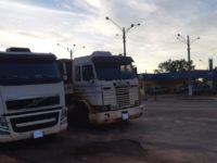 PRF E PF APREENDEM 700 MIL MAÇOS DE CIGARROS CONTRABANDEADOS