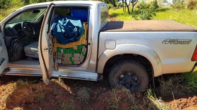PRF PRENDE 1,5 TONELADAS DE MACONHA EM NOVA ALVORADA