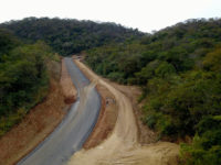 OBRA TRANSFORMA  A DESAFIANTE SERRA DAS TRÊS CRUZES EM BODOQUENA