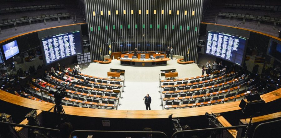 CÂMARA PODE VOTAR DESTAQUES À NOVA LEI DE LICITAÇÕES