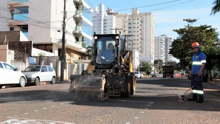 PREFEITURA INICIA PRIMEIRA ETAPA DOS 78 KM DE RECAPEAMENTO EM PARCERIA COM A ÁGUAS