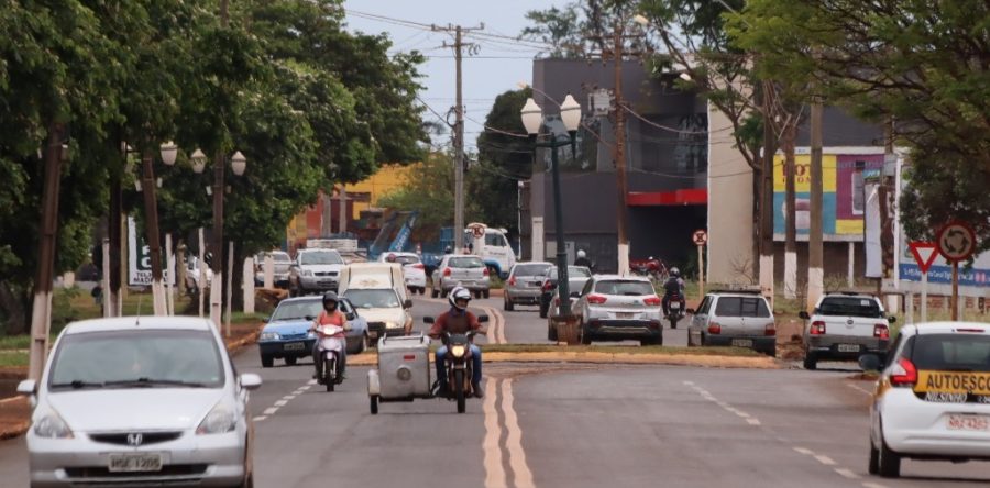 MEDIÇÃO MOSTRA FLUXO DE MAIS DE 20 MIL CARROS POR DIA NA CEL. PONCIANO EM DOURADOS