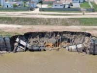 DEFESA CIVIL E AGESUL VISTORIAM PAREDE DE CONTENÇÃO DO RIO PARAGUAI EM PORTO MURTINHO