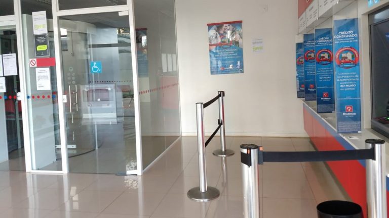 BANCOS VOLTAM A FUNCIONAR NESTA TERÇA-FEIRA COM CONTROLE DE ACESSO E REFORÇO DE HIGIENIZAÇÃO