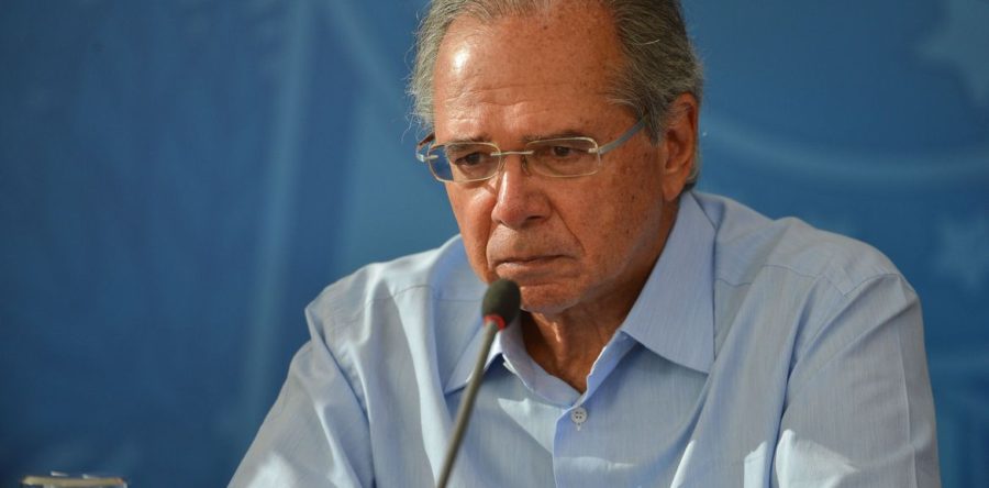 GUEDES DIZ QUE GOVERNO VAI MANTER TETO DOS GASTOS