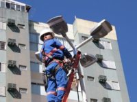 PREFEITO ISENTA CONSUMIDORES QUE UTILIZAM TARIFA SOCIAL DE PAGAR A COSIP POR TRÊS MESES